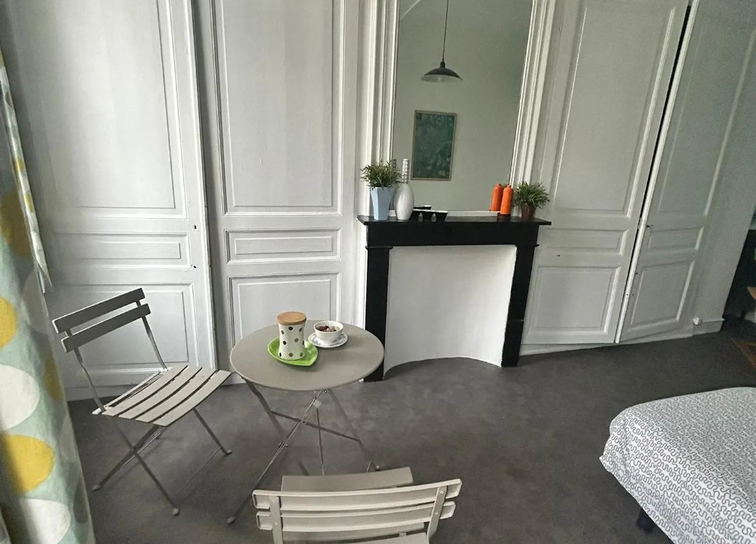 Suite Fleurus Lilla Francia